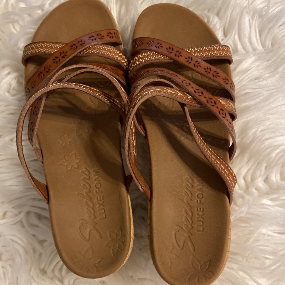 Skechers Luxe Foam Sandals excellent condition size 9 brown color - Picture 8 of 12